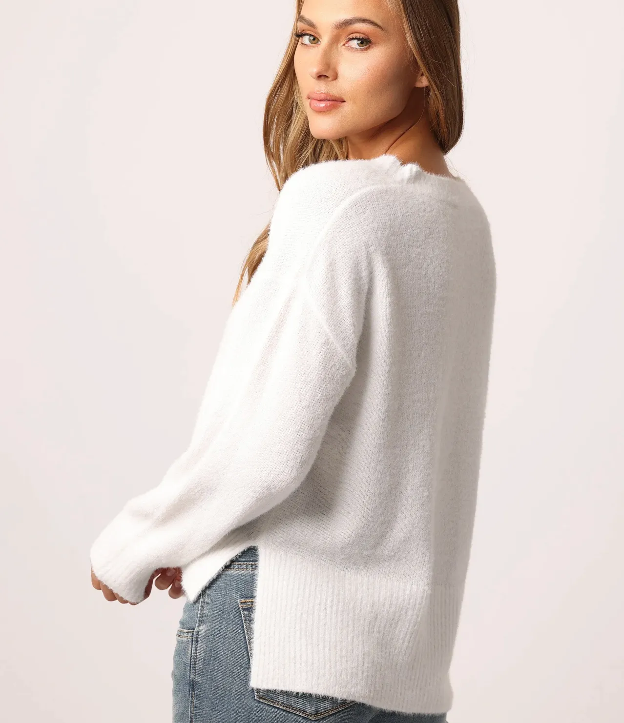 AL Cozy White Vneck Sweater