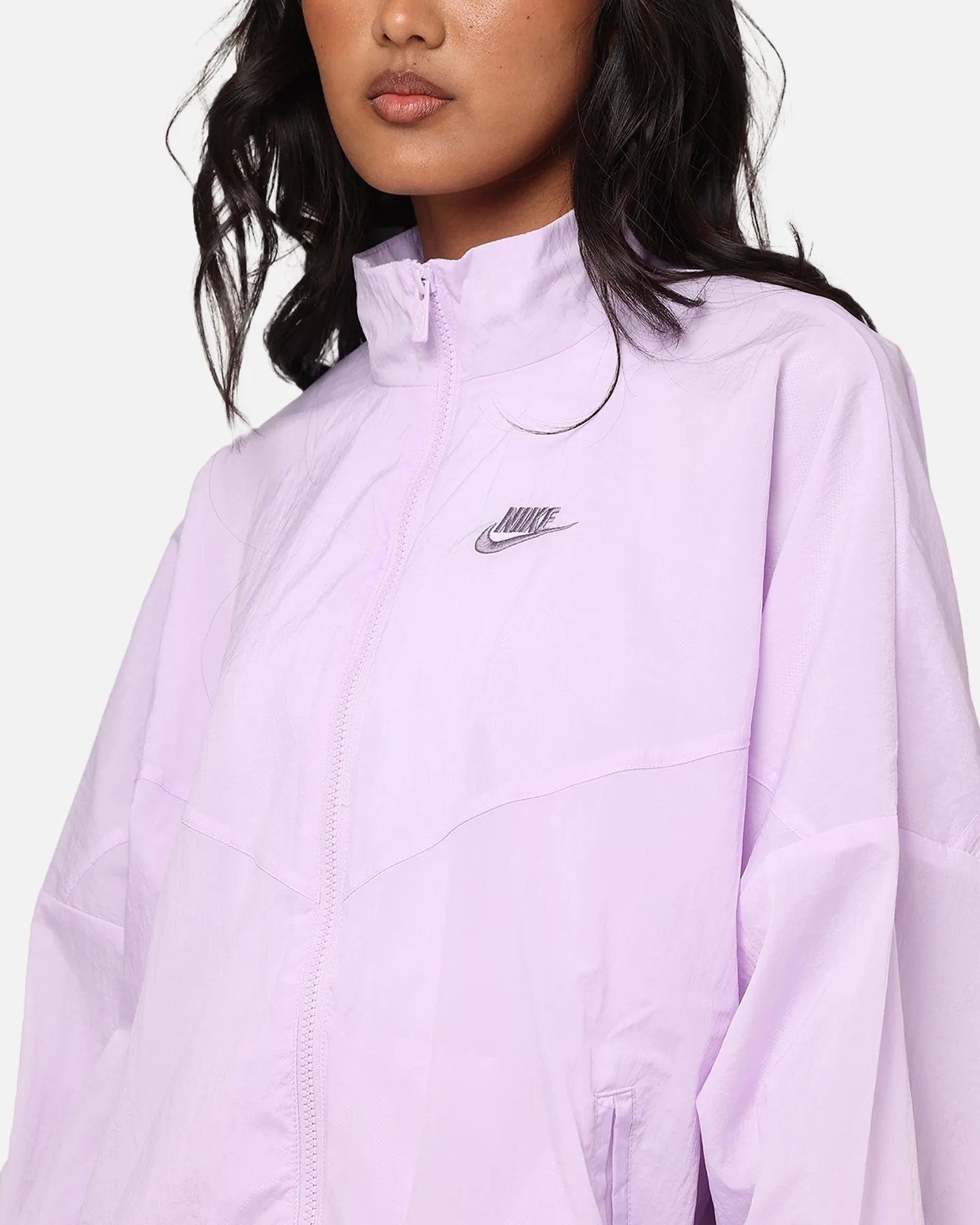 Nike Women's Sportswear Essential Woven Windrunner Jacket Violet Mist/Violet Mist-Daybreak